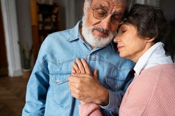 RIESGO DE DESNUTRICIÓN EN PERSONAS ADULTAS MAYORES. LO QUE PROFESIONALES EN SALUD DEBEN CONOCER